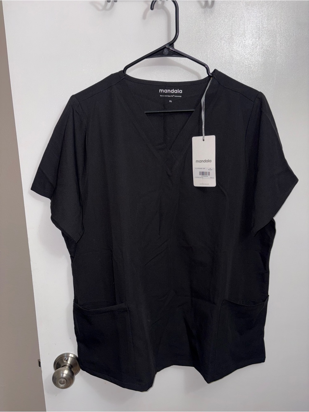 Mandala Women's Black V-Neck Scrub Top